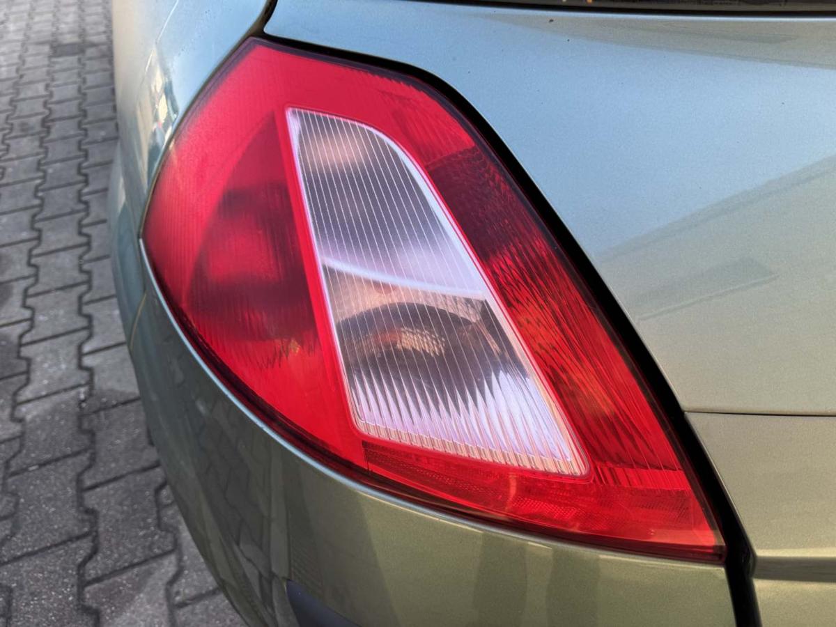 Renault Megane 2 original R&uuml;cklicht R&uuml;ckleuchte Schlussleuchte links 3-T&uuml;rer Bj.2005